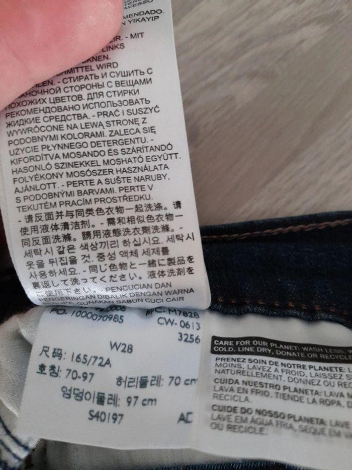 Jupe Levi's taille 28 (38) - photo numéro 10