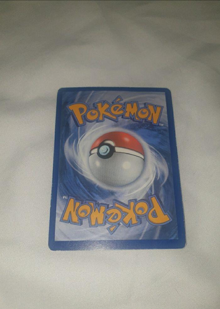 Carte pokemon Papilusion V - photo numéro 2