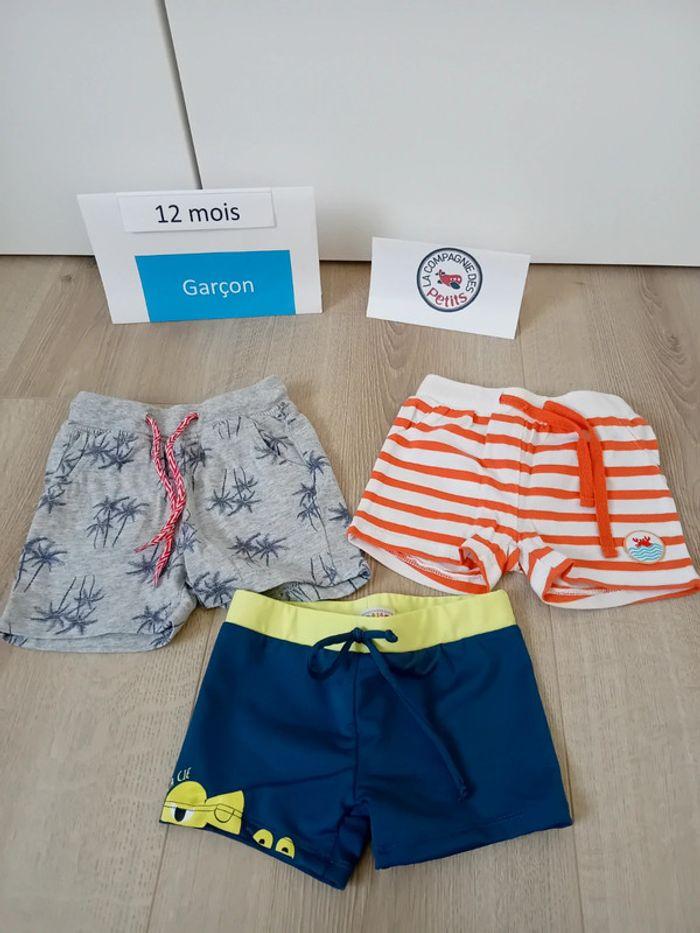 Lot 2 shorts et 1 maillot de bain garçon 12 mois La Compagnie des Petits