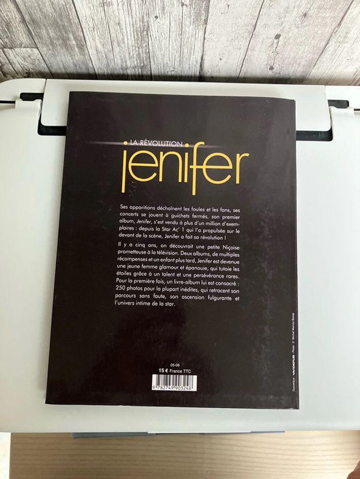 Livre « Jenifer la révolution » de Béatrice Nouveau - photo numéro 2