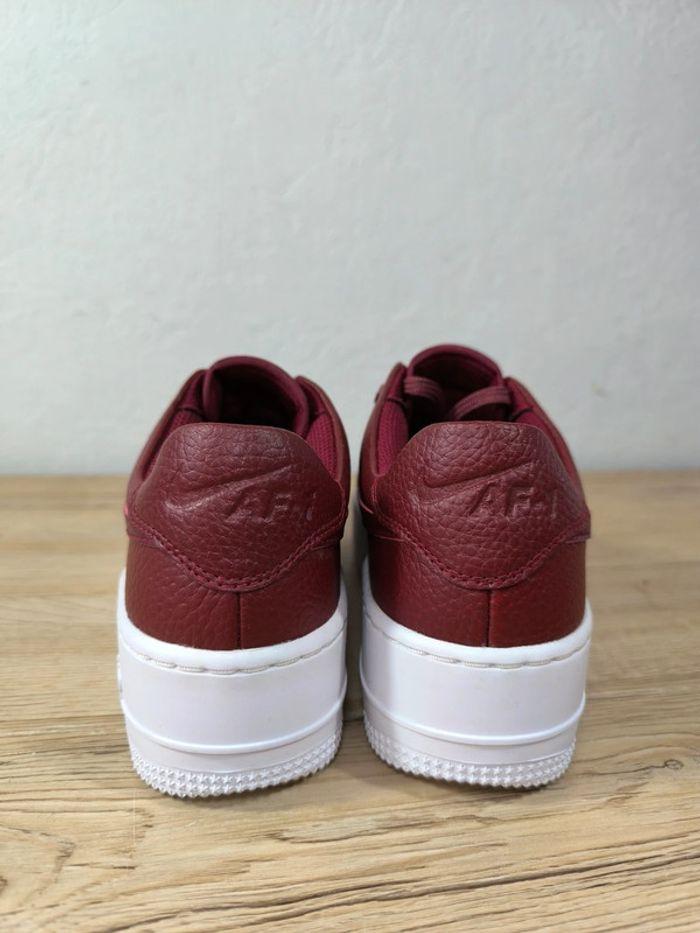 Baskets Nike air force one sage low bordeaux neuves sans boîte pointure 37 - photo numéro 5