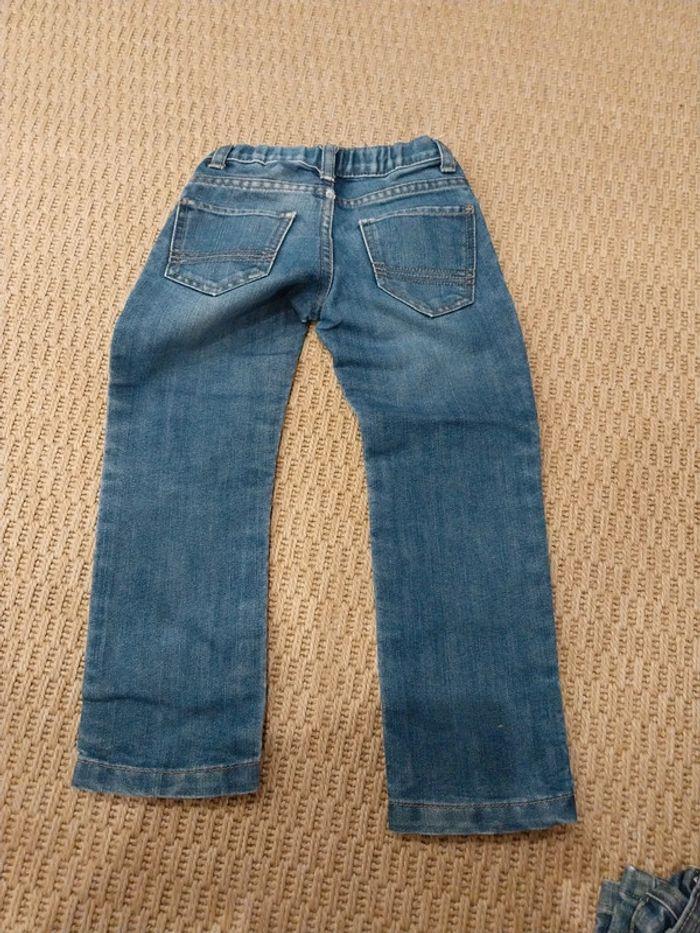 Lot de 2 jeans 👖 kiabi - photo numéro 10