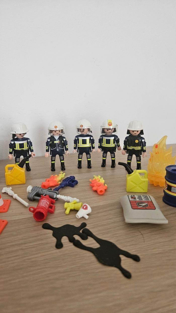 Lot playmobil pompiers - photo numéro 2