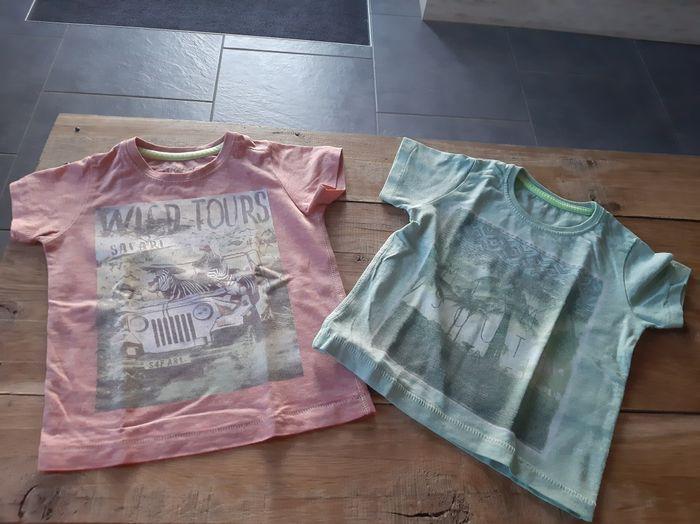 Lot de 2 T shirts - photo numéro 1