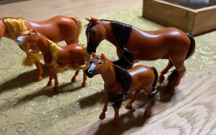 Lot de chevaux en plastique - photo numéro 5