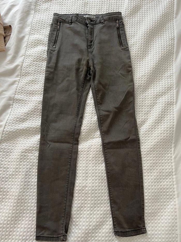 Jean skinny pull and bear gris 38 - photo numéro 1