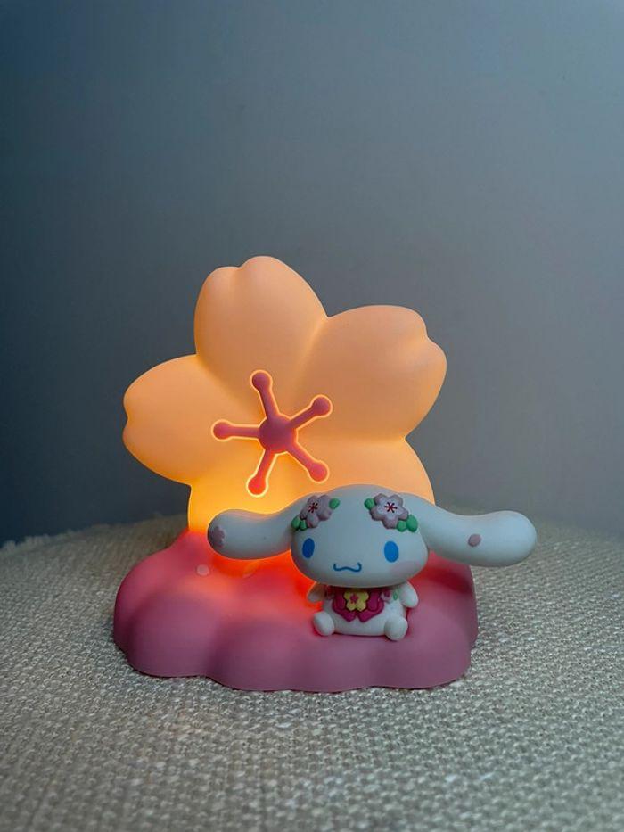 Veilleuse figurine fleur de cerisier sanrio Cinnamoroll - photo numéro 11