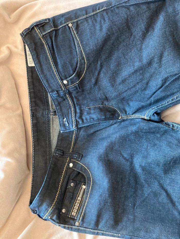 Jeans diesel modèle lowky taille W 31 / L  32 - photo numéro 3