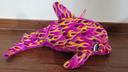 Peluche dauphin flamme violet