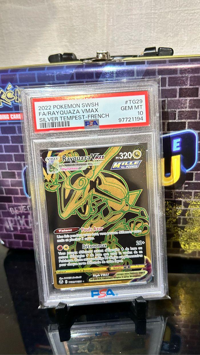 Pokémon Rayquaza Vmax TG29/TG30 PSA 10