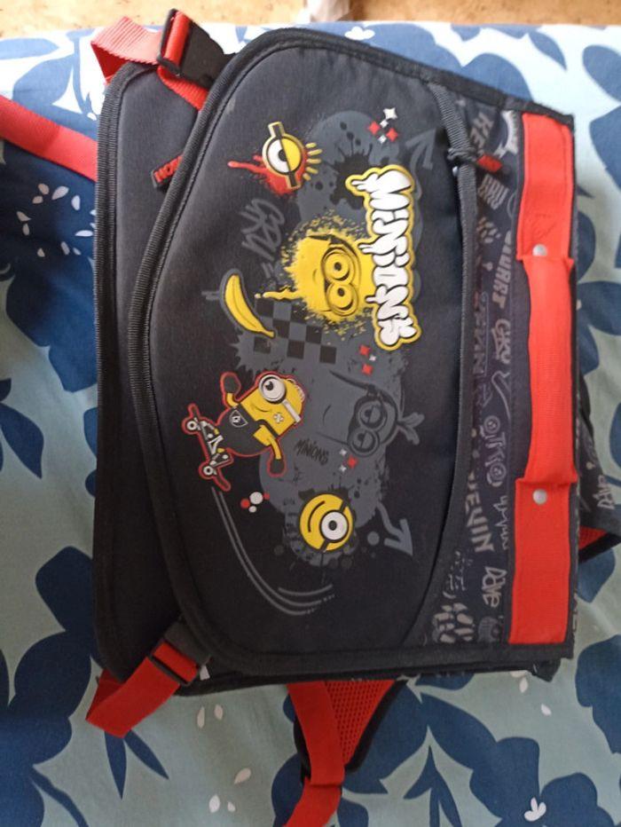 Cartable minions - photo numéro 1