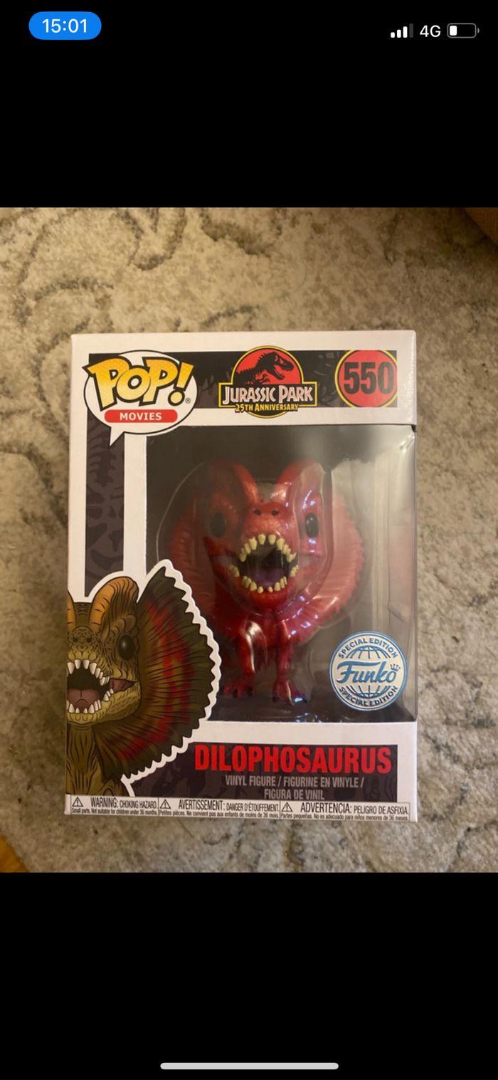 Pop Dilophosaurus rouge 550