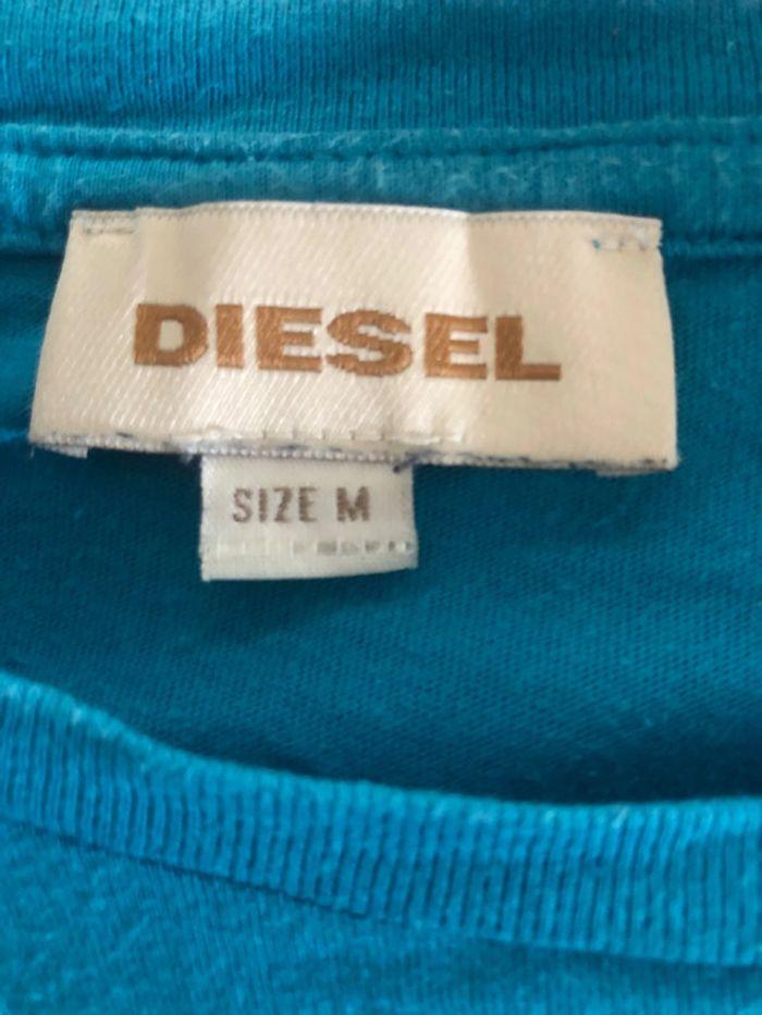 T shirt Diesel . Taille M - photo numéro 6