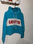 Pull Levis