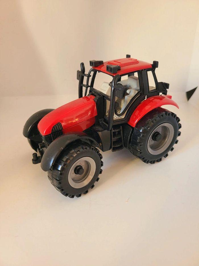 Petit tracteur rouge plastique 12 cm - photo numéro 1