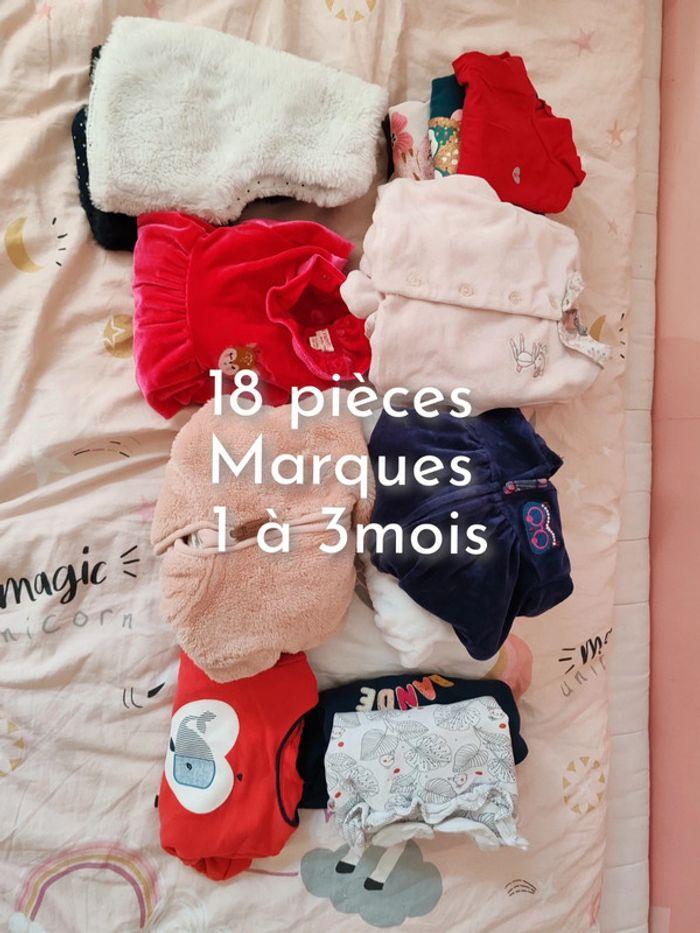 Gros Lot 1 et 3 mois bébé fille 18 pièces - photo numéro 1