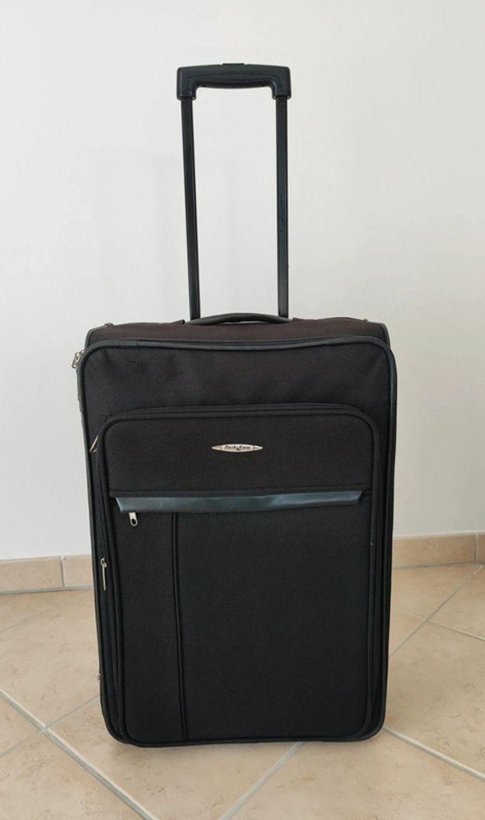 Valise - photo numéro 1