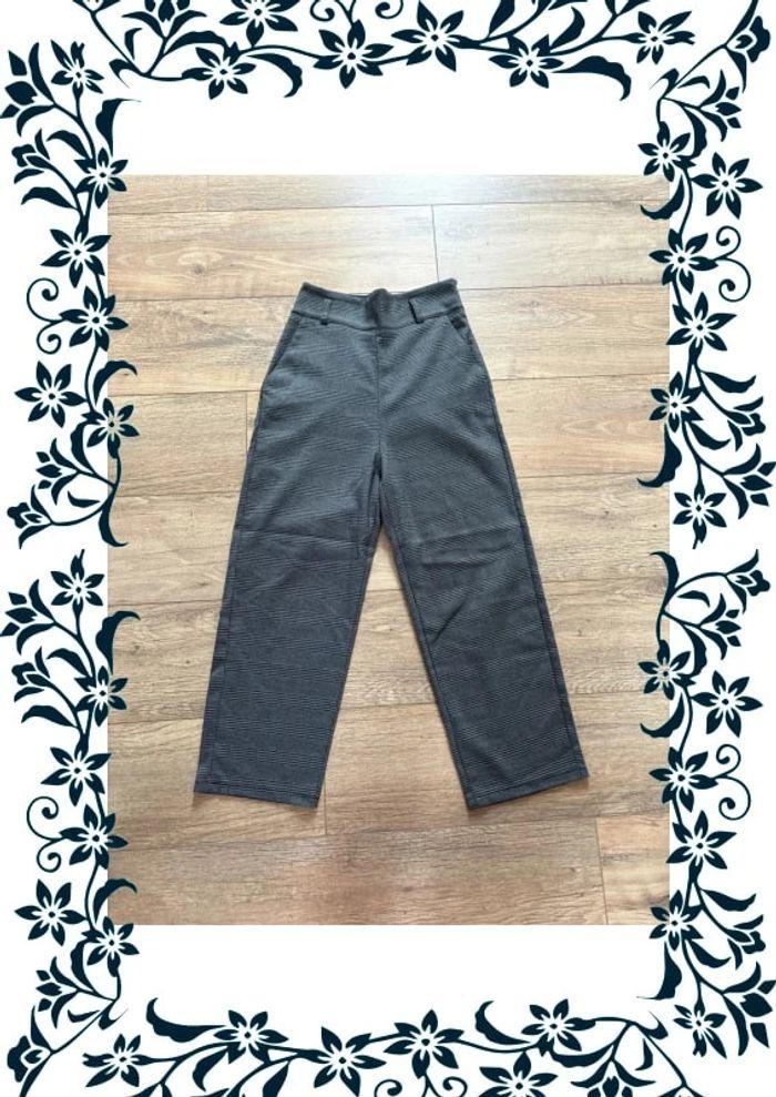 Pantalon gris - photo numéro 1