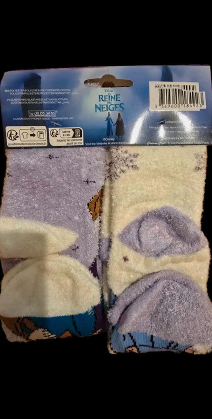 Lot de 2 paires de chaussettes antidérapant neuf - photo numéro 5