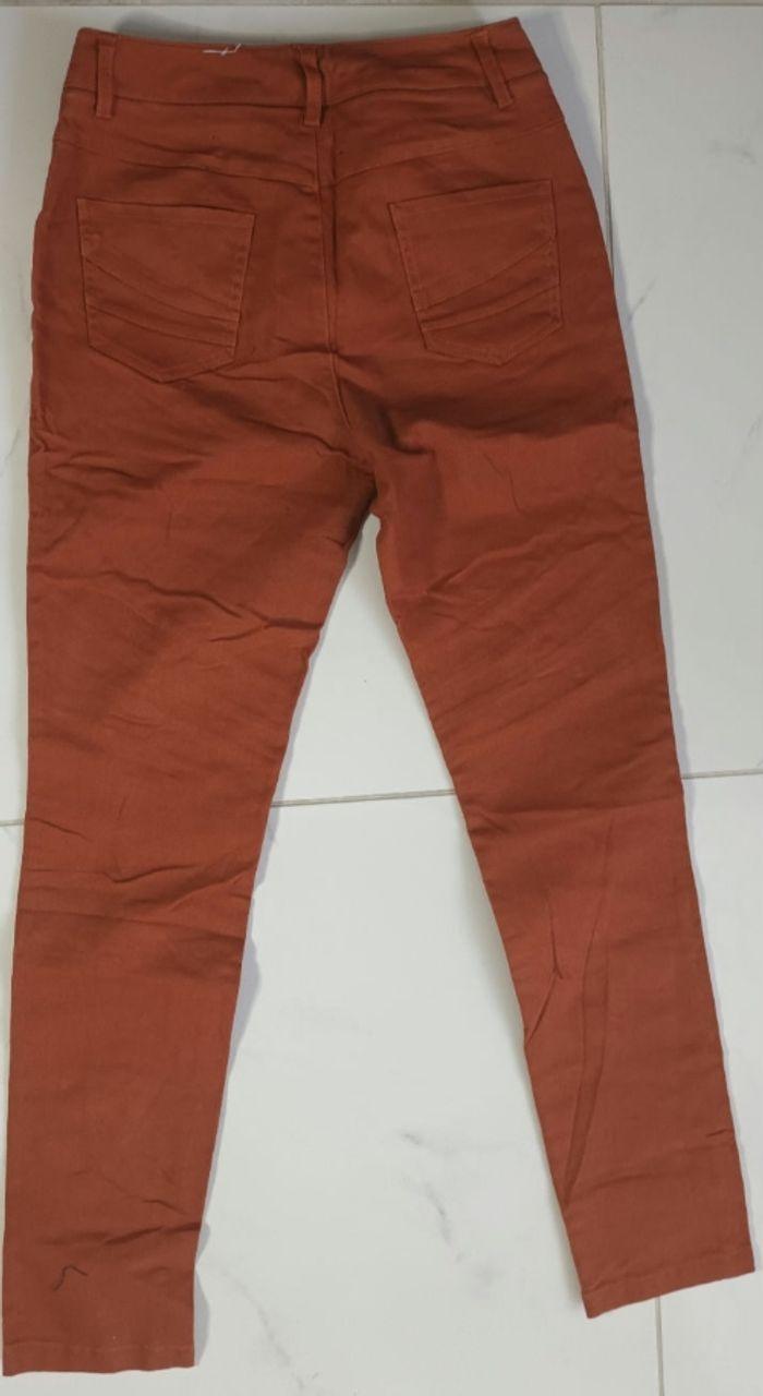 Pantalon femme T38 couleur brique ou marron - photo numéro 3