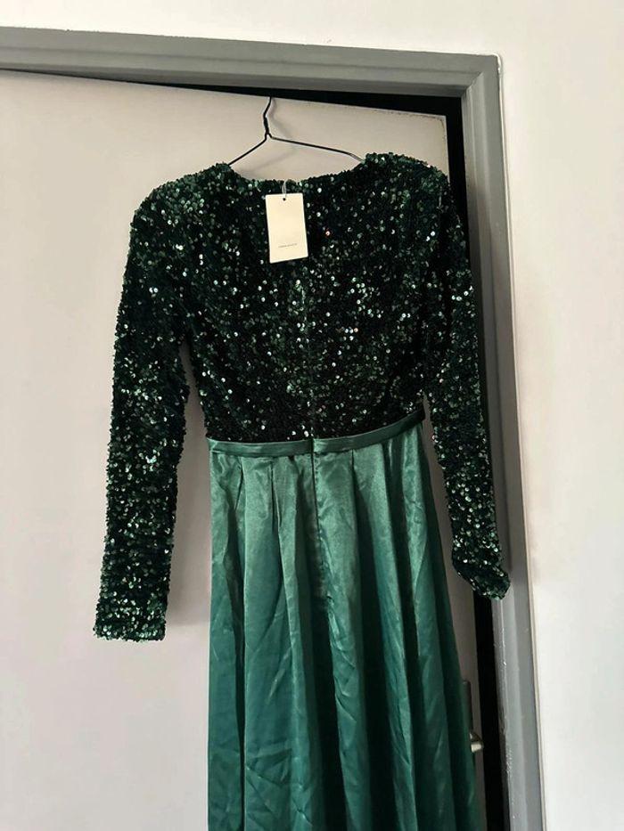 Robe de soirée verte - photo numéro 5