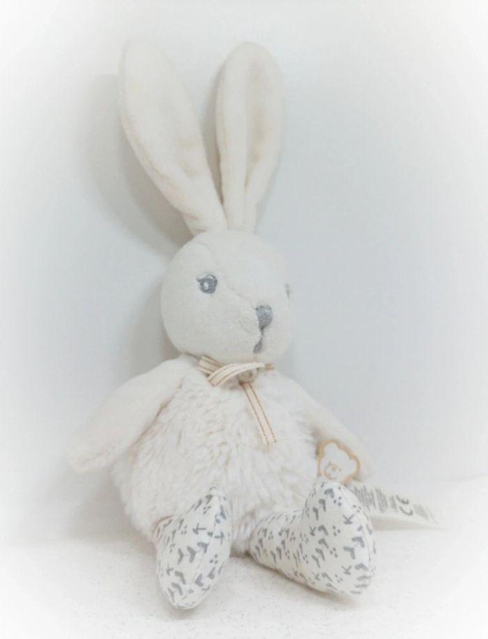 Doudou peluche plush petite petit small baby lapin Bunny bunnies blanc white kaloo grelot - photo numéro 1