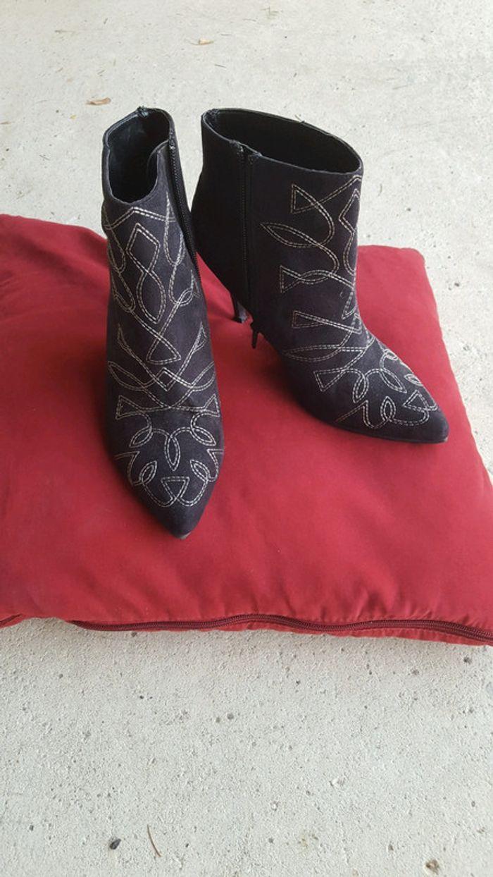 Bottines noires surpiqûres