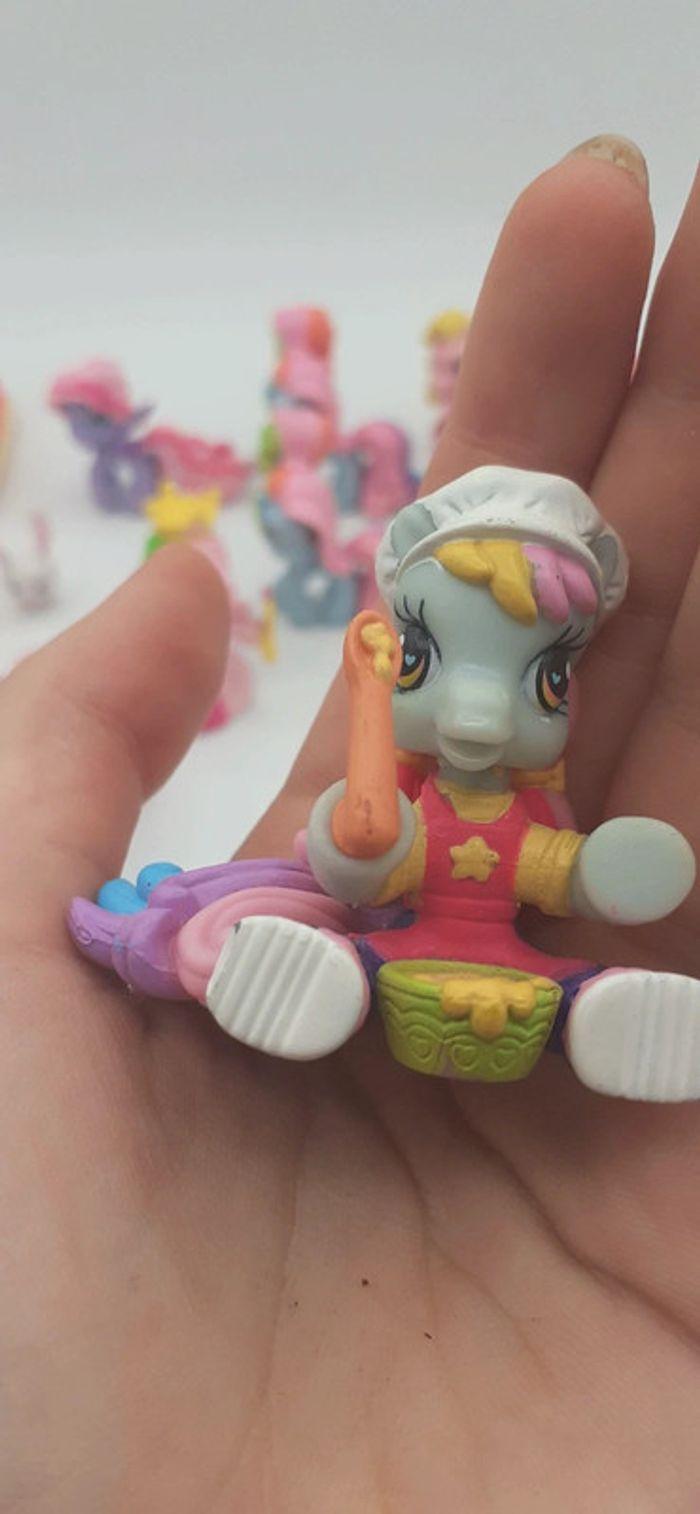 Minis figurines diverses my little pony Ponyville g3 - photo numéro 2