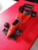 Figurine Ferrari 126 c4