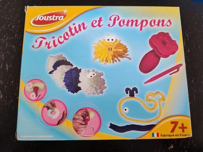 Tricotin et pompons - photo numéro 1