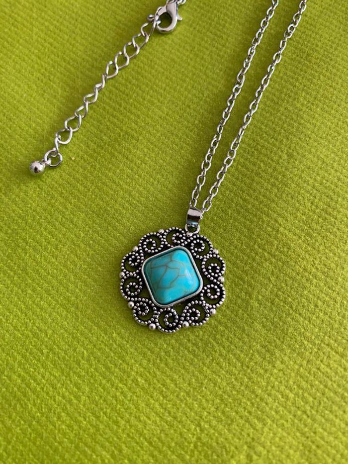 Très beau collier bleu turquoise en alliage de zinc argenté - photo numéro 5