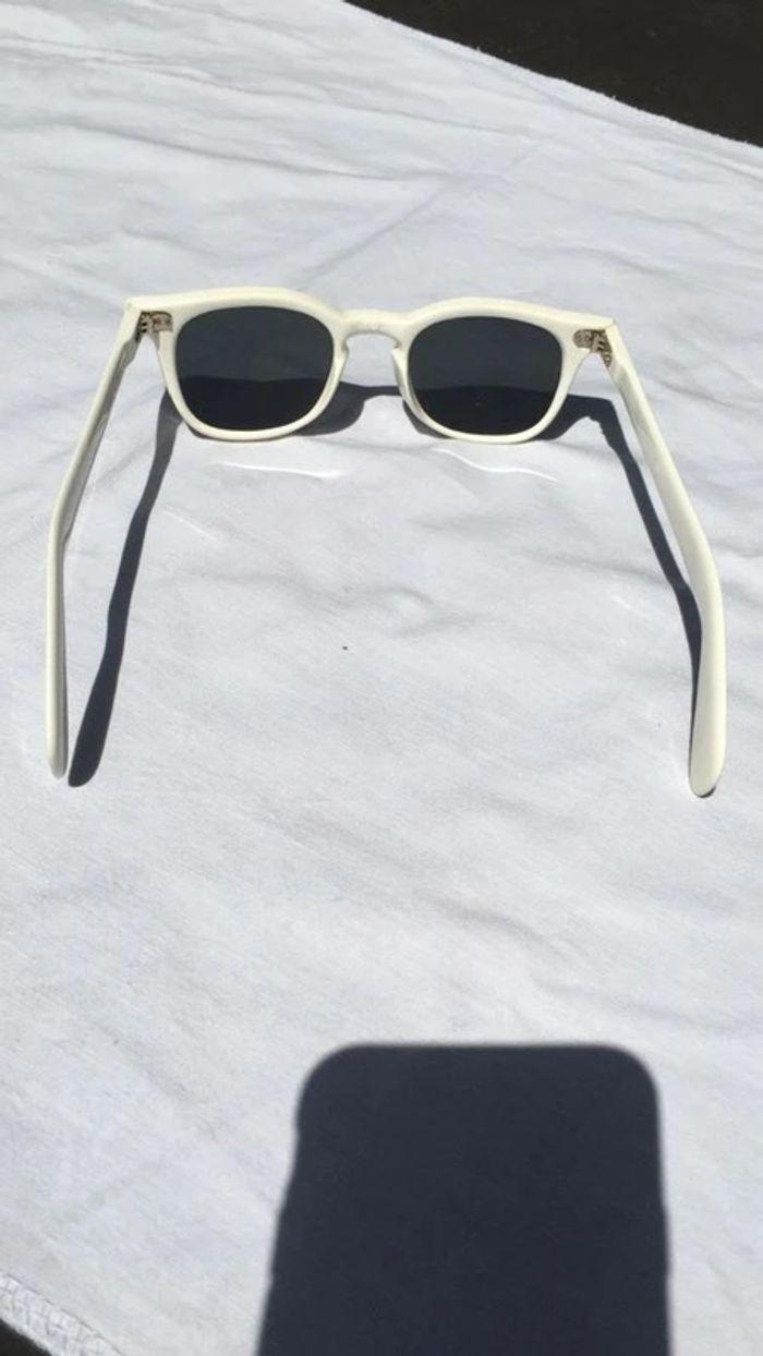 Lunettes de soleil blanches neuves - photo numéro 4