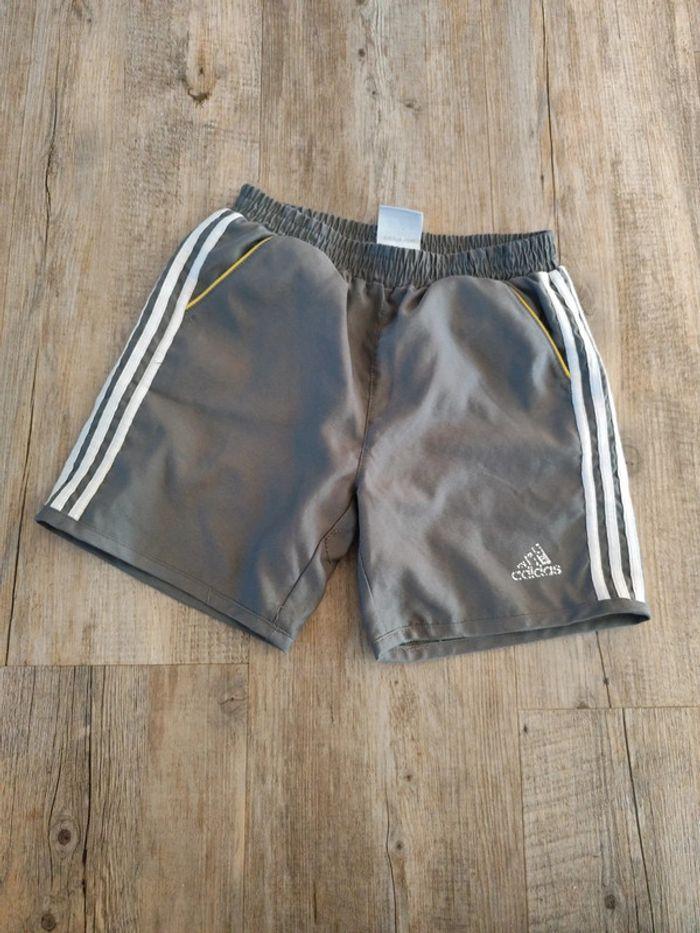 Short adidas - photo numéro 1