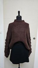 Pull maille chaude marron col montant mademoiselle chic