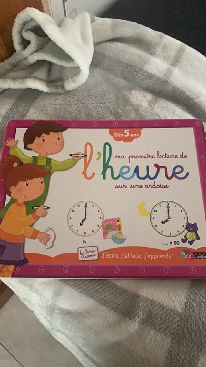 Livre sur l’heure - photo numéro 1