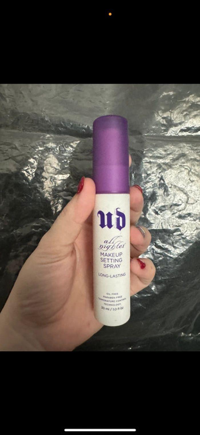 Urban decay all nighter 30 ml - photo numéro 1