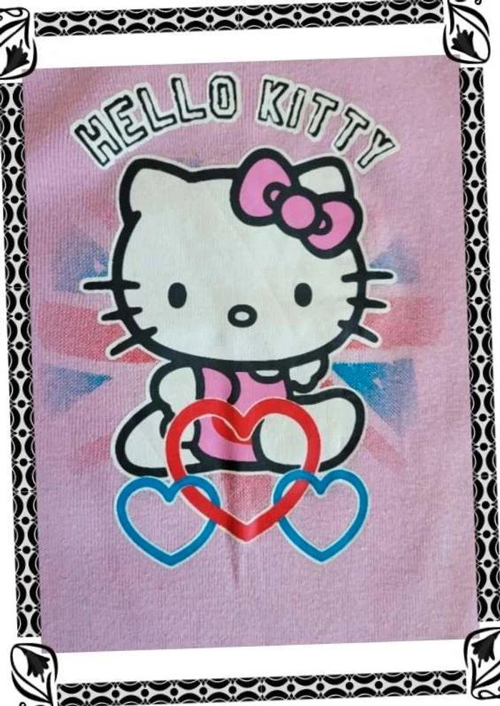 Joli body Hello Kitty  9  mois - photo numéro 2