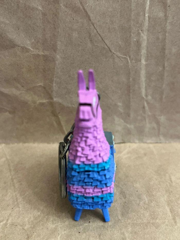 Porte-clés original Fortnite Loot Lama 6 cm - photo numéro 2