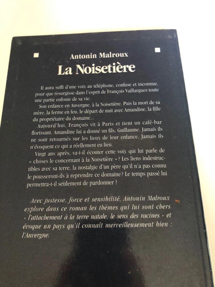 Antonin Malroux - La noisetiere - photo numéro 2