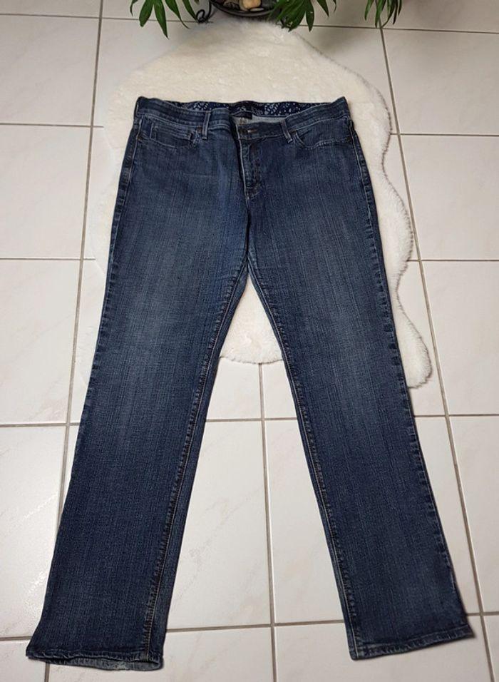 Jean Levi's 525 Perfect Waist Straight 16M Bleu - photo numéro 2