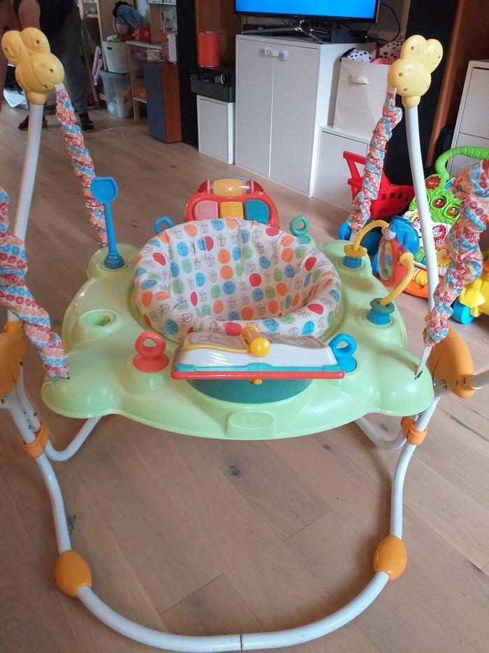 Jumper/jumperoo/sauteur bébé - photo numéro 1