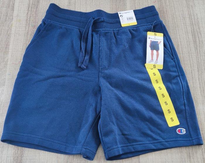 Short pour homme marque Champion taille S couleur bleu - photo numéro 1