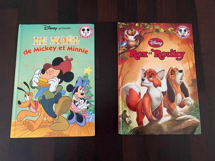 2 beaux livres Disney le Noël de Mickey et rox et rouky hachette parfait état - photo numéro 1