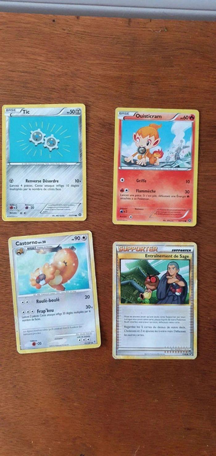 Lot de 4 cartes Pokemon - photo numéro 1