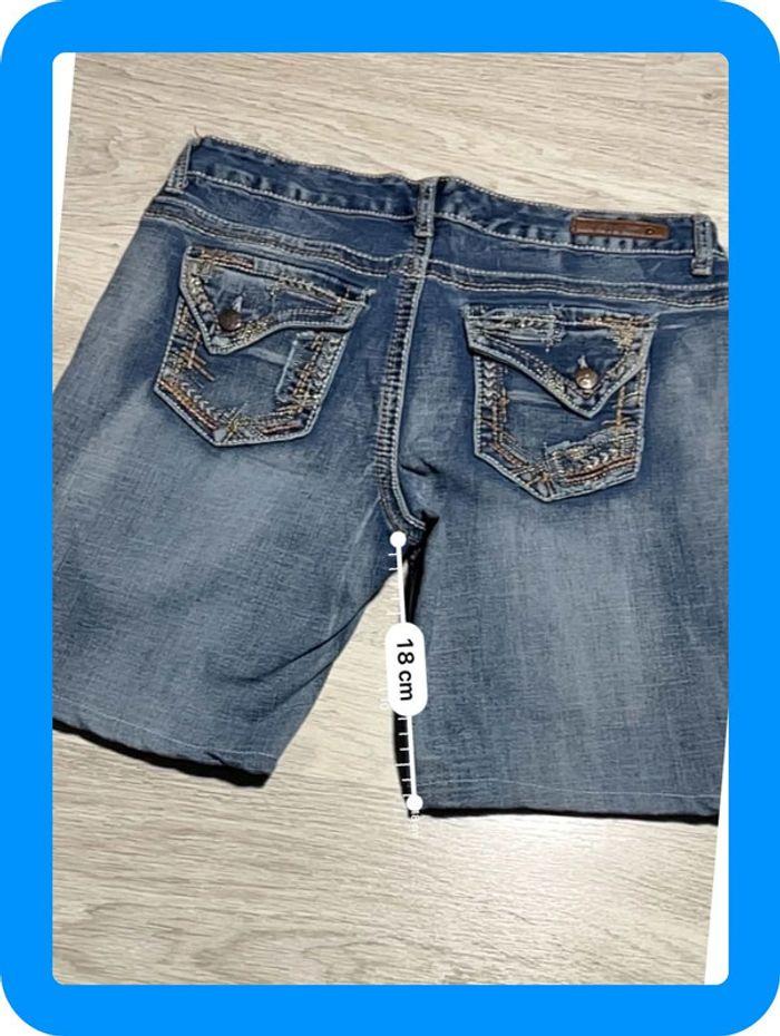 🩳 Short vintage brodé en jean Bleu Arya Taille S🩳 - photo numéro 5