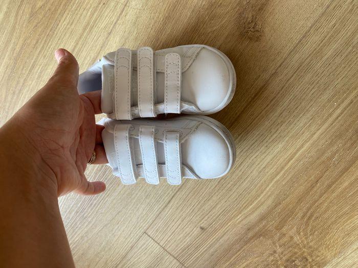 Adidas stan smith blanches bébé à scratch - photo numéro 6