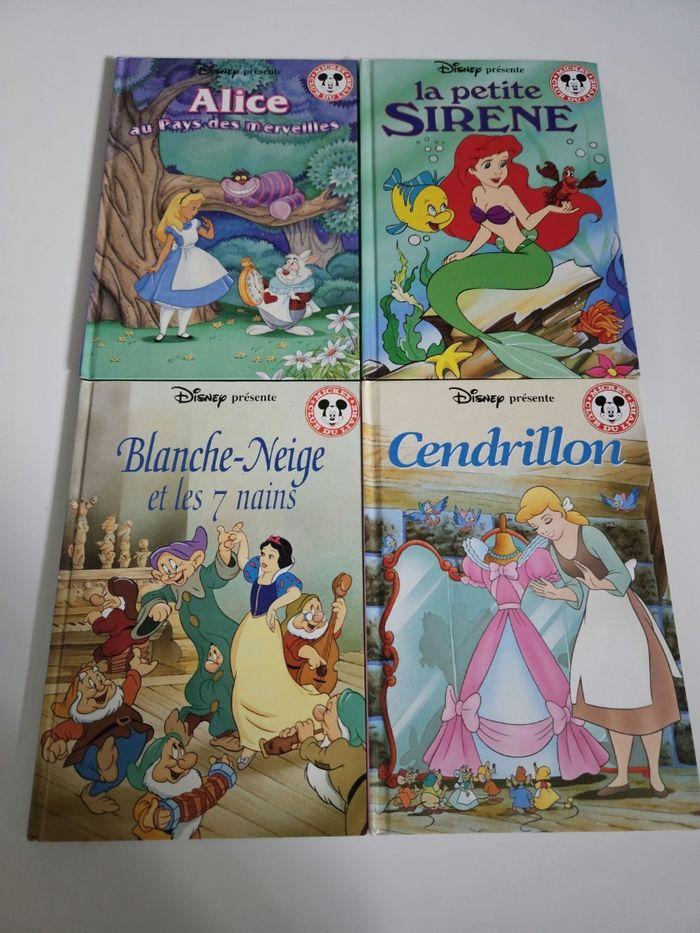 Lot de livres disney - photo numéro 1