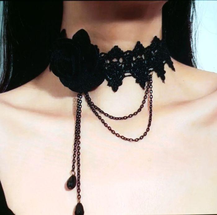 Sublime collier fleur Gothique/Punk neuf - photo numéro 1