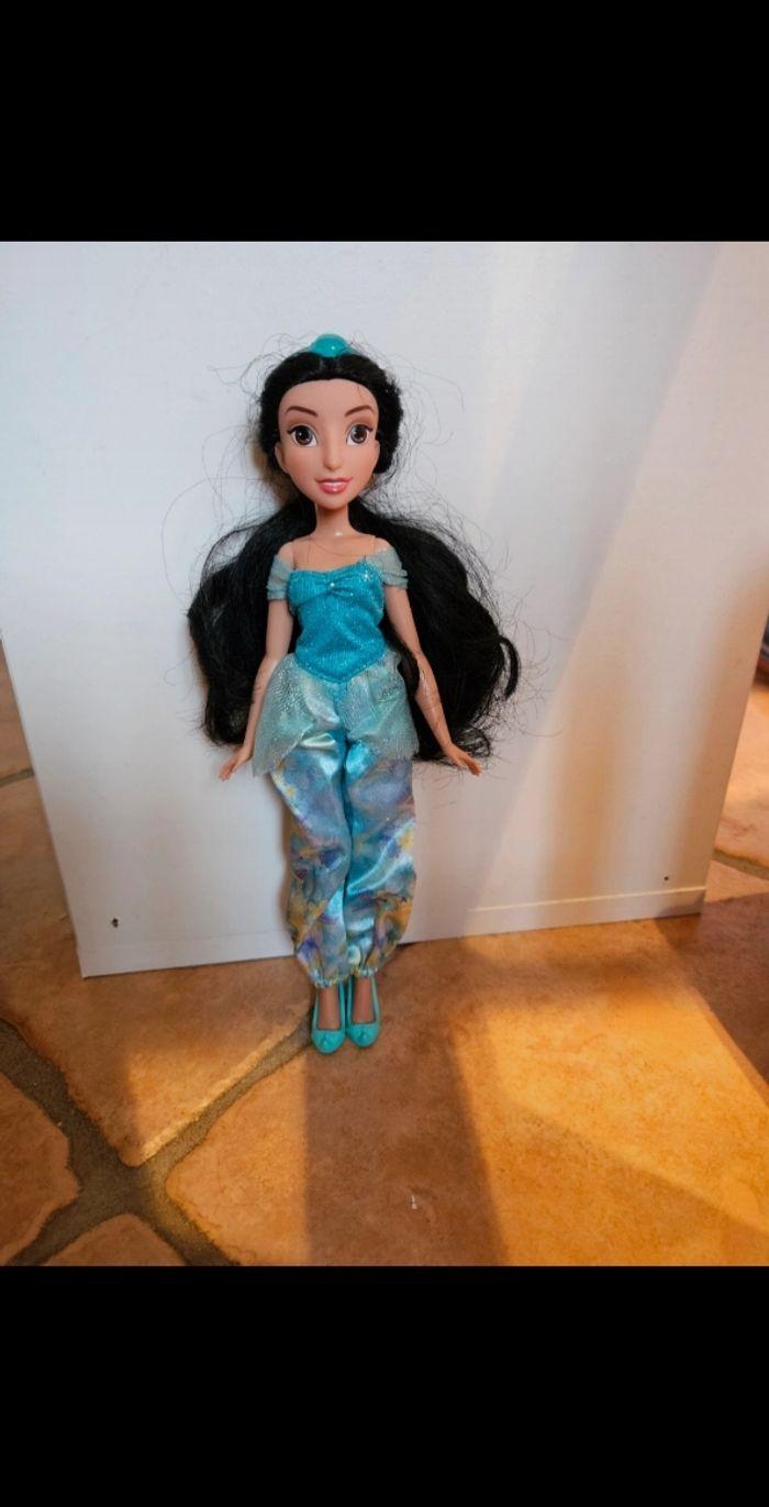 Barbie princesse jasmine