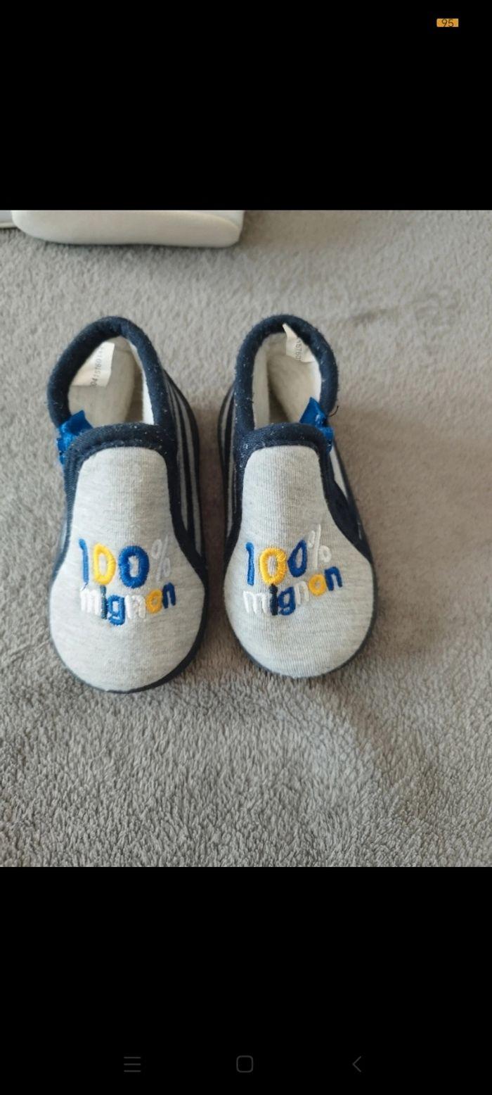 Chaussons bébé - photo numéro 1